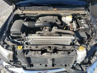 2021 Ram 1500 Big Horn z VIN 1C6RREFT2MN708195, wystawiony jako Copart lot #45969205 z przebiegiem 112 098 mil mil oraz Szkoda całkowita • Salvage title. Historia ofert i sprzedaży dostępna na DreamBid. Obrazek 11.