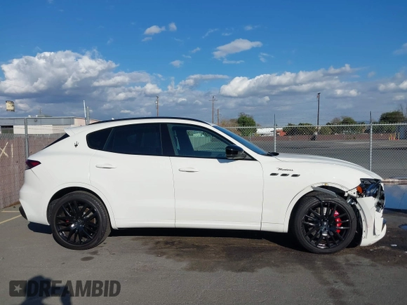 2022 Maserati Levante with VIN ZN661YUM0NX391750, listed as a IAAI auction lot 41436442 with 3,293 mi miles and . Bid and sale history available at DreamBid. Image 13.