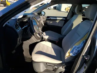 2022 Volkswagen Tiguan S with VIN 3VV0B7AX2NM043145, listed as a Copart auction lot 80870404 with 22,284 mi miles and Salvage Title. Bid and sale history available at carsss.com. Image 7.