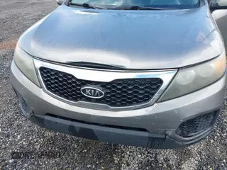 2011 Kia Sorento LX with VIN 5XYKTCA17BG023751, listed as a IAAI auction lot 42176584 with 173,072 mi miles and . Bid and sale history available at DreamBid. Image 6.