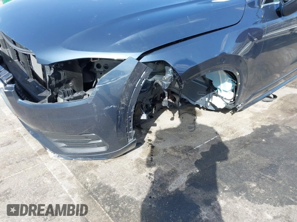 2022 Volvo XC90 Momentum with VIN YV4A22PK7N1837148, listed as a IAAI auction lot 41733774 with 33,709 mi miles and . Bid and sale history available at DreamBid. Image 6.