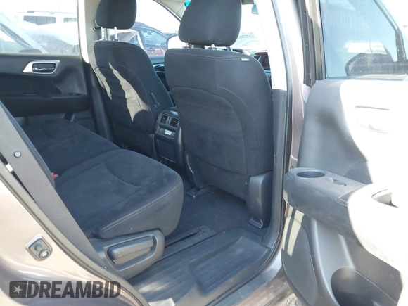 2013 Nissan Pathfinder SL with VIN 5N1AR2MN3DC645866, listed as a IAAI auction lot 41770295 with 155,113 mi miles. Bid and sale history available at carsss.com. Image 8.
