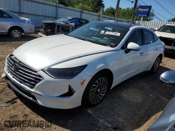 2021 Hyundai Sonata Hybrid Limited with VIN KMHL54JJ6MA033660, listed as a Copart auction lot 68064073 with 30,925 mi miles. Bid and sale history available at carsss.com. Image 1.