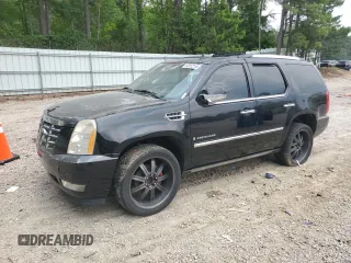 2007 Cadillac Escalade with VIN 1GYEC63847R354945, listed as a Copart auction lot 62612115 with 190,822 mi miles and Clean title. Bid and sale history available at DreamBid. Image 1.