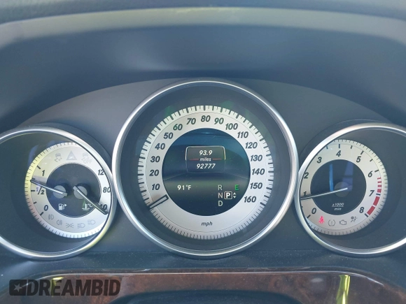 2014 Mercedes-Benz E 350 Sport with VIN WDDHF5KB4EA963178, listed as a IAAI auction lot 42021816 with 92,777 mi miles and . Bid and sale history available at DreamBid. Image 7.