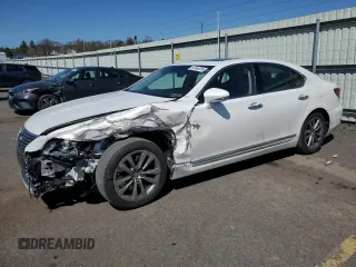 2014 Lexus LS 460 with VIN JTHCL5EF4E5022820, listed as a Copart auction lot 52346385 with 40,862 mi miles and Salvage Title. Bid and sale history available at DreamBid. Image 1.