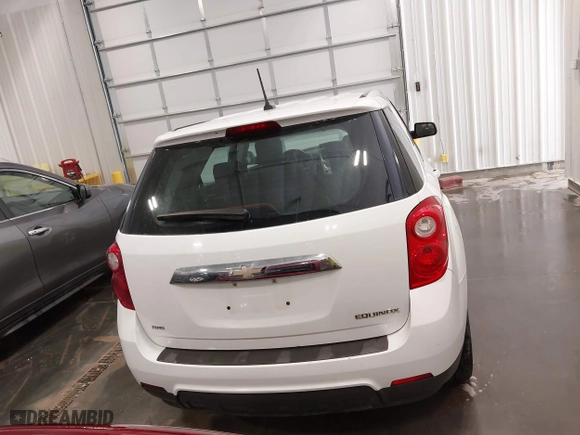 2014 Chevrolet Equinox LS with VIN 2GNFLEEK7E6198400, listed as a IAAI auction lot 41753840 with 155,049 mi miles. Bid and sale history available at carsss.com. Image 16.