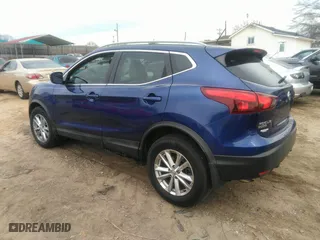 2018 Nissan Rogue Sport S with VIN JN1BJ1CP7JW151343, listed as a IAAI auction lot 41765611 with 61,118 mi miles. Bid and sale history available at carsss.com. Image 3.
