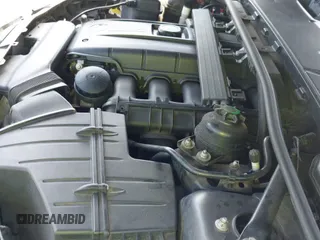 2007 BMW 3 Series 328i z VIN WBAVA33587KX81194, wystawiony jako IAAI lot #43087942 z przebiegiem 168 267 mil mil oraz . Historia ofert i sprzedaży dostępna na DreamBid. Obrazek 19.