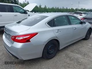 2017 Nissan Altima SL with VIN 1N4AL3APXHC191130, listed as a IAAI auction lot 42457513 with 181,931 mi miles and . Bid and sale history available at DreamBid. Image 4.
