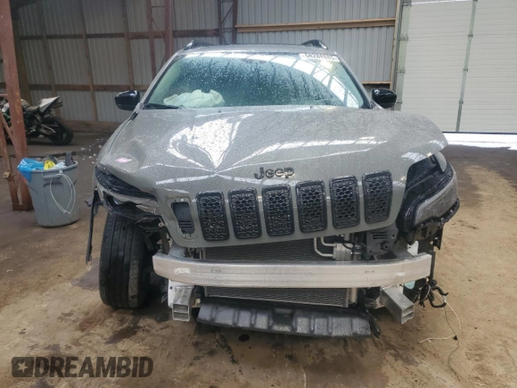 2022 Jeep Cherokee Latitude Lux z VIN 1C4PJMMX3ND543868, wystawiony jako Copart lot #58288885 z przebiegiem 27 975 mil mil oraz Nie do naprawy • Non repairable. Historia ofert i sprzedaży dostępna na DreamBid. Obrazek 5.
