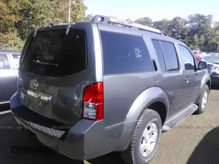 2008 Nissan Pathfinder SE z VIN 5N1AR18B48C630714, wystawiony jako IAAI lot #26073842 z przebiegiem 61 608 mil mil oraz . Historia ofert i sprzedaży dostępna na DreamBid. Obrazek 4.