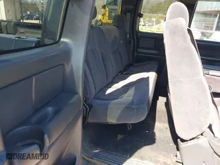 2002 Chevrolet Silverado 1500 LS with VIN 2GCEC19V321341014, listed as a IAAI auction lot 41778362 with 232,782 mi miles. Bid and sale history available at carsss.com. Image 8.
