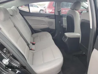 2017 Hyundai Elantra SE z VIN 5NPD74LF1HH164702, wystawiony jako Copart lot #53069795 z przebiegiem 96 363 mil mil oraz Szkoda całkowita • Salvage title. Historia ofert i sprzedaży dostępna na DreamBid. Obrazek 10.