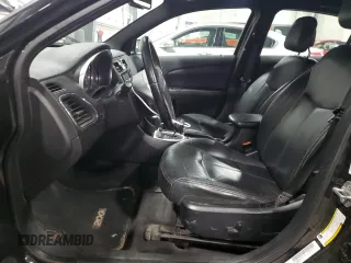 2012 Chrysler 200 Limited with VIN 1C3CCBCG2CN106471, listed as a Copart auction lot 49539915 with 95,755 mi miles and Salvage Title. Bid and sale history available at carsss.com. Image 7.