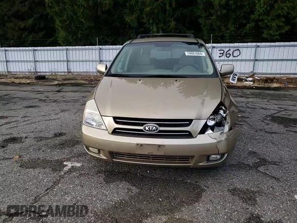 2006 Kia Sedona LX with VIN KNDMB233866080327, listed as a Copart auction lot 74601084 with 219,974 mi miles and Salvage Title. Bid and sale history available at carsss.com. Image 11.