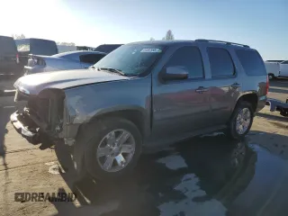 2007 GMC Yukon SLE w/3SA with VIN 1GKFC13C97J311870, listed as a Copart auction lot 44652555 with 142,104 mi miles and Salvage Title. Bid and sale history available at carsss.com. Image 1.