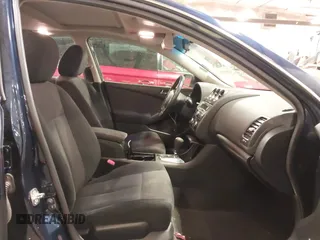 2012 Nissan Altima 2.5 with VIN 1N4AL2AP4CN478860, listed as a IAAI auction lot 41911788 with 165,203 mi miles and . Bid and sale history available at DreamBid. Image 5.
