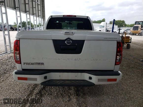 2019 Nissan Frontier S z VIN 1N6BD0CT4KN733755, wystawiony jako Copart lot #56991405 z przebiegiem 167 669 mil mil oraz Czysty tytuł • Clean title. Historia ofert i sprzedaży dostępna na DreamBid. Obrazek 6.