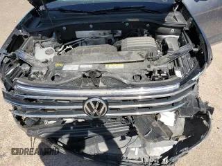 2024 Volkswagen Atlas SE with VIN 1V2HR2CA5RC572135, listed as a Copart auction lot 57635285 with 29,441 mi miles and Non repairable. Bid and sale history available at DreamBid. Image 12.