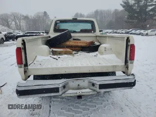 1989 Ford F-250 with VIN 1FTHF26H1KLA36131, listed as a Copart auction lot 44291385 with 85,183 mi miles and Clean Title. Bid and sale history available at carsss.com. Image 6.