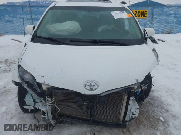 2014 Toyota Sienna XLE with VIN 5TDYK3DC9ES442525, listed as a IAAI auction lot 41502770 with Not provided miles and . Bid and sale history available at DreamBid. Image 12.