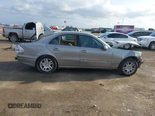 2006 Mercedes-Benz E-Class 3.5L with VIN WDBUF56J06A789538, listed as a IAAI auction lot 41123743 with 1 mi miles. Bid and sale history available at carsss.com. Image 13.