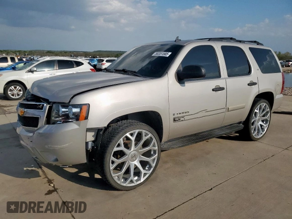 2008 Chevrolet Tahoe LS с VIN 1GNFC13C48R278136, выставлен на аукционе Copart как лот 50351585 с пробегом 162 617 миль миль и Чистый • Clean title. История ставок и продаж доступна на DreamBid. Изображение 1.