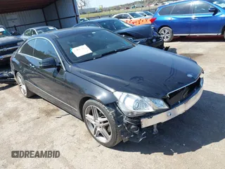 2013 Mercedes-Benz E 350 with VIN WDDKJ5KB3DF207881, listed as a IAAI auction lot 41955127 with 83,786 mi miles and . Bid and sale history available at DreamBid. Image 1.