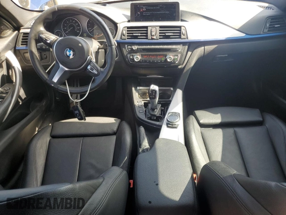 2014 BMW 3 Series 328i z VIN WBA3A5C51EF604415, wystawiony jako Copart lot #64658175 z przebiegiem 90 593 mil mil oraz Czysty tytuł • Clean title. Historia ofert i sprzedaży dostępna na DreamBid. Obrazek 8.