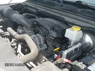 2020 Ram 1500 Big Horn z VIN 1C6RREFT7LN158197, wystawiony jako IAAI lot #42560432 z przebiegiem 101 065 mil mil oraz . Historia ofert i sprzedaży dostępna na DreamBid. Obrazek 19.