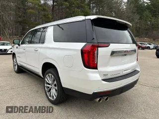 2022 GMC Yukon XL Denali with VIN 1GKS2JKL9NR364134, listed as a Copart auction lot 54078255 with 5,967 mi miles and Clean Title. Bid and sale history available at carsss.com. Image 3.