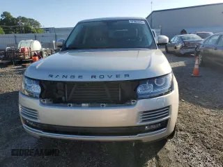 2014 Land Rover Range Rover HSE with VIN SALGS2WF8EA164266, listed as a Copart auction lot 57962545 with 105,622 mi miles and Salvage title. Bid and sale history available at DreamBid. Image 5.