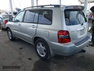 2004 Toyota Highlander with VIN JTEDP21A740036530, listed as a IAAI auction lot 41755851 with 184,088 mi miles. Bid and sale history available at carsss.com. Image 3.