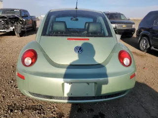 2008 Volkswagen Beetle with VIN 3VWPW21CX8M517278, listed as a Copart auction lot 78936034 with 151,303 mi miles and Salvage Title. Bid and sale history available at DreamBid. Image 6.