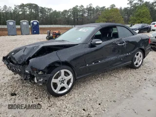 2007 Mercedes-Benz CLK 550 with VIN WDBTK72G37T077852, listed as a Copart auction lot 44957585 with 195,015 mi miles and Salvage Title. Bid and sale history available at DreamBid. Image 1.