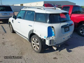 2019 MINI Countryman Cooper with VIN WMZYS7C53K3F45854, listed as a IAAI auction lot 41884080 with 114,524 mi miles and . Bid and sale history available at DreamBid. Image 3.