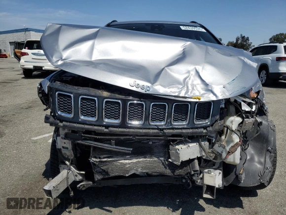 2018 Jeep Compass Limited with VIN 3C4NJCCB4JT362175, listed as a Copart auction lot 52439535 with 123,034 mi miles and Salvage Title. Bid and sale history available at carsss.com. Image 5.