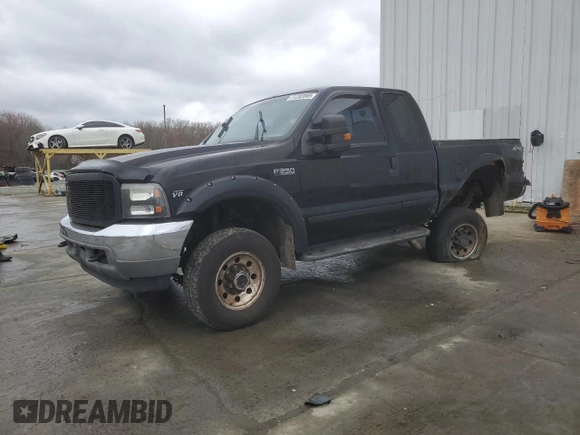 2001 Ford Super Duty F-250 XL with VIN 1FTNX21L81ED75824, listed as a Copart auction lot 51202085 with 257,803 mi miles and Salvage Title. Bid and sale history available at carsss.com. Image 1.