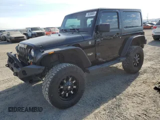 2008 Jeep Wrangler Sahara z VIN 1J4FA54198L595300, wystawiony jako Copart lot #76356804 z przebiegiem 42 666 mil mil oraz Czysty tytuł • Clean title. Historia ofert i sprzedaży dostępna na DreamBid. Obrazek 1.