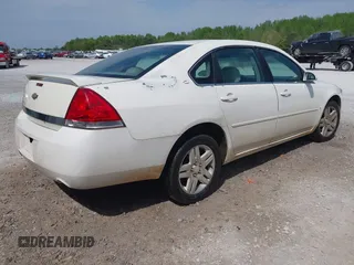 2006 Chevrolet Impala LT 3.9L with VIN 2G1WC581169236398, listed as a IAAI auction lot 42056989 with 235,288 mi miles and . Bid and sale history available at DreamBid. Image 4.