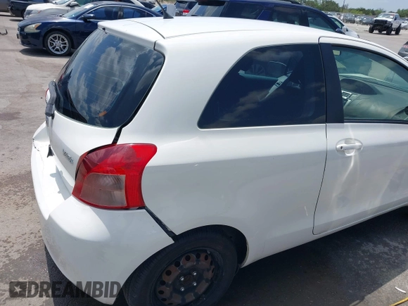 2008 Toyota Yaris with VIN JTDJT923485207836, listed as a IAAI auction lot 42086842 with 299,236 mi miles and . Bid and sale history available at carsss.com. Image 18.