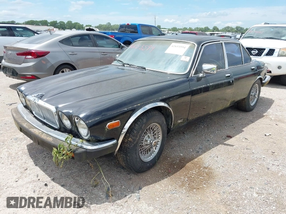 1982 Jaguar XJ with VIN SAJAV1248CC341050, listed as a IAAI auction lot 42653594 with Not provided miles and . Bid and sale history available at DreamBid. Image 17.