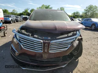 2017 Lincoln MKC Reserve with VIN 5LMTJ3DH6HUL31707, listed as a Copart auction lot 57419335 with 82,853 mi miles and Salvage title. Bid and sale history available at DreamBid. Image 5.