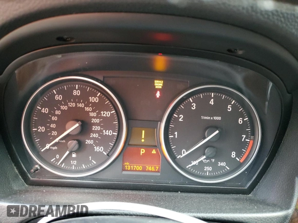 2011 BMW 3 Series 328i with VIN WBAKE3C5XBE441544, listed as a Copart auction lot 86638984 with 131,700 mi miles and Salvage Title. Bid and sale history available at DreamBid. Image 9.