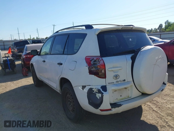 2007 Toyota RAV4 with VIN JTMZD33V475075446, listed as a IAAI auction lot 40643030 with 175,216 mi miles. Bid and sale history available at carsss.com. Image 3.