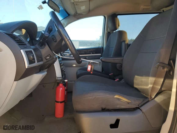 2010 Dodge Grand Caravan SXT with VIN 2D4RN5D13AR462331, listed as a Copart auction lot 78820794 with 496,239 mi miles and Clean Title. Bid and sale history available at carsss.com. Image 7.