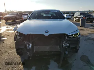 2020 BMW 5 Series 540i с VIN WBAJS1C03LWW73170, выставлен на аукционе Copart как лот 86698914 с пробегом 120 807 миль миль и На запчасти • Non repairable. История ставок и продаж доступна на DreamBid. Изображение 5.