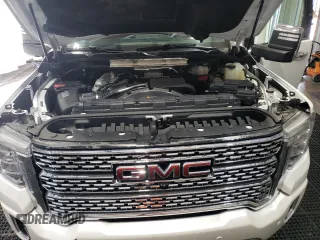 2020 GMC Sierra 3500HD Denali z VIN 1GT49WEY2LF317238, wystawiony jako Copart lot #51967295 z przebiegiem 125 681 mil mil oraz Szkody całkowita. Historia ofert i sprzedaży dostępna na DreamBid. Obrazek 11.