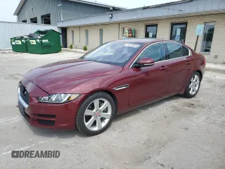 2017 Jaguar XE 25t Prestige z VIN SAJAE4BG7HA966554, wystawiony jako Copart lot #60168935 z przebiegiem 126 596 mil mil oraz Nie do naprawy • Non repairable. Historia ofert i sprzedaży dostępna na DreamBid. Obrazek 1.